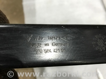 ФОТО Кронштейн для Porsche Panamera I 970 (09-16) Київ