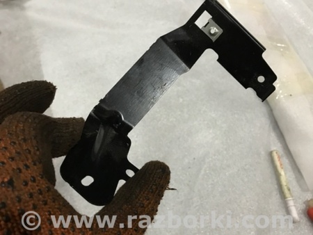 ФОТО Кронштейн для Porsche Panamera I 970 (09-16) Київ