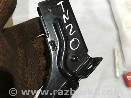 ФОТО Кронштейн для Porsche Panamera I 970 (09-16) Київ