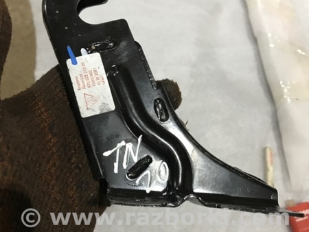 ФОТО Кронштейн для Porsche Panamera I 970 (09-16) Київ