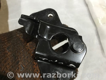 ФОТО Кронштейн для Porsche Panamera I 970 (09-16) Київ