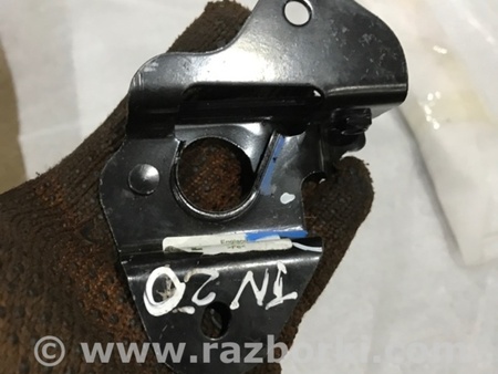 ФОТО Кронштейн для Porsche Panamera I 970 (09-16) Київ