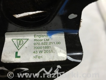 ФОТО Кронштейн для Porsche Panamera I 970 (09-16) Київ