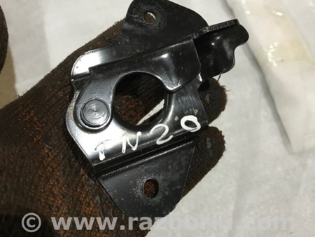 ФОТО Кронштейн для Porsche Panamera I 970 (09-16) Київ