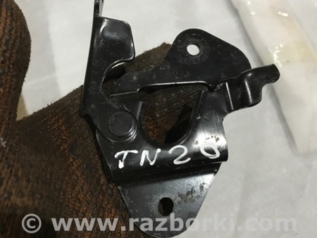 ФОТО Кронштейн для Porsche Panamera I 970 (09-16) Київ