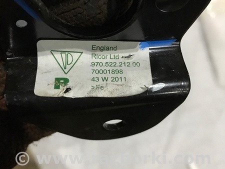 ФОТО Кронштейн для Porsche Panamera I 970 (09-16) Київ