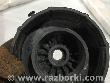 ФОТО Опора пружины для Porsche Panamera I 970 (09-16) Київ