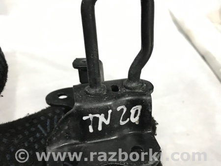 ФОТО Крюк замка капота для Porsche Panamera I 970 (09-16) Київ