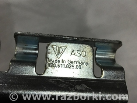 ФОТО Крепление для Porsche Panamera I 970 (09-16) Київ