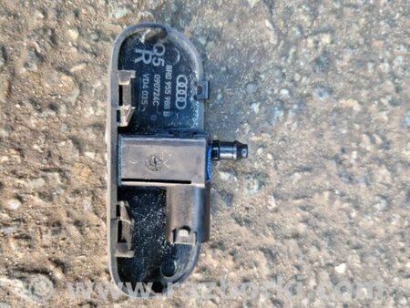 ФОТО Форсунка омывателя правая для Audi (Ауди) Q5 I 8R (08-17) Київ