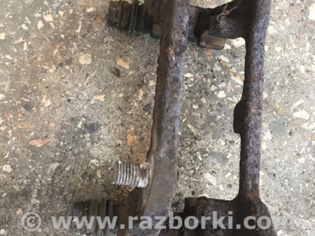 ФОТО Скоба суппорта задняя правая для Audi (Ауди) Q5 I 8R (08-17) Київ