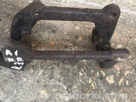 ФОТО Скоба суппорта задняя правая для Audi (Ауди) Q5 I 8R (08-17) Київ