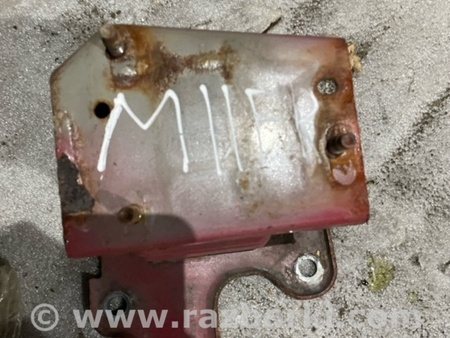 ФОТО Крепление усилителя бампера переднее правое для Nissan Qashqai/Roque Sport J11 (13-21) Київ