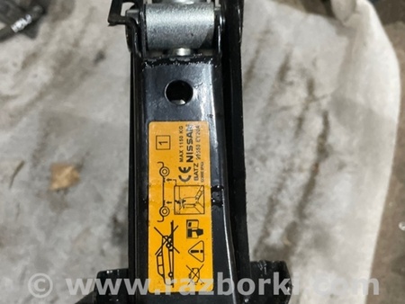 ФОТО Домкрат для Nissan Qashqai/Roque Sport J11 (13-21) Київ