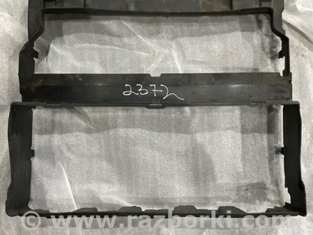 ФОТО Накладка на рамку радиатора для Land Rover Range Rover IV L405 (12-21) Київ