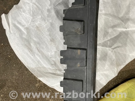 ФОТО Накладка на рамку радиатора для Land Rover Range Rover IV L405 (12-21) Київ