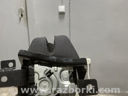 ФОТО Замок двери багажника для Land Rover Range Rover IV L405 (12-21) Київ