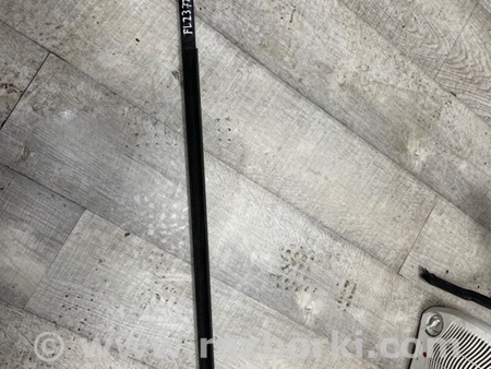 ФОТО Уплотнитель стекла двери для Land Rover Range Rover IV L405 (12-21) Київ