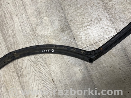 ФОТО Уплотнительная резинка для Land Rover Range Rover IV L405 (12-21) Київ