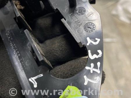 ФОТО Обшивка двери багажника для Land Rover Range Rover IV L405 (12-21) Київ