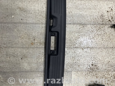 ФОТО Накладка двери багажника для Land Rover Range Rover IV L405 (12-21) Київ