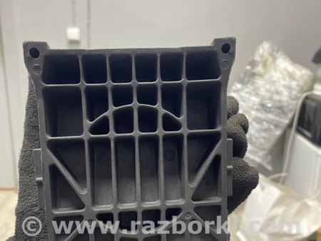 ФОТО Противооткатный упор для Land Rover Range Rover IV L405 (12-21) Київ