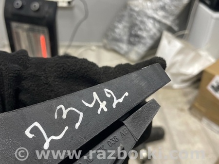 ФОТО Противооткатный упор для Land Rover Range Rover IV L405 (12-21) Київ