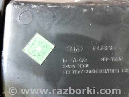 ФОТО Пластик для KIA Sorento 1 BL (02-09) Київ