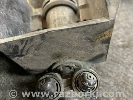 ФОТО Форсунка омывателя фар левая для KIA Sorento 2 XM (09-14) Київ