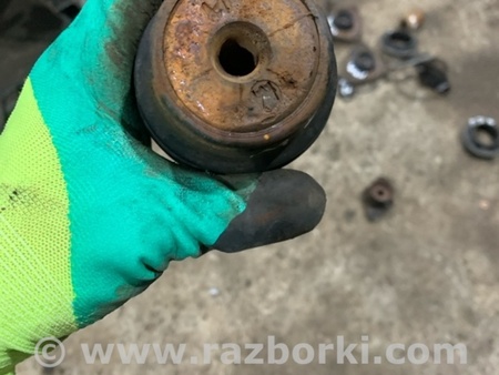 ФОТО Пыльник стойки задний для KIA Sportage SL (10-16) Київ