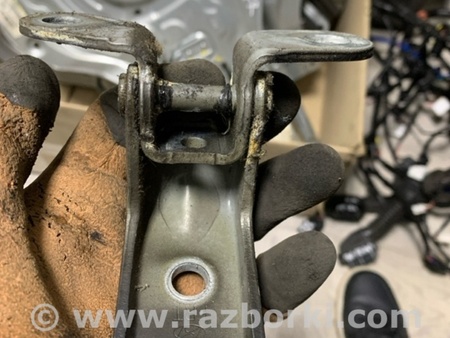 ФОТО Петля двери передняя правая для KIA Sportage SL (10-16) Київ