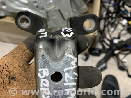 ФОТО Петля двери передняя правая для KIA Sportage SL (10-16) Київ