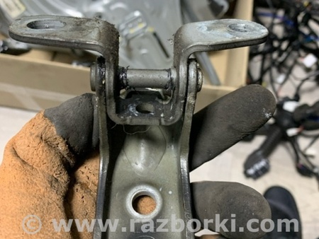 ФОТО Петля двери передняя правая для KIA Sportage SL (10-16) Київ