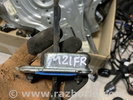 ФОТО Ограничитель двери передний правый для KIA Sportage SL (10-16) Київ