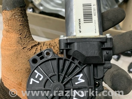 ФОТО Мотор стеклоподъемника передний левый для KIA Sportage SL (10-16) Київ