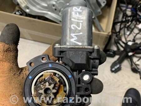 ФОТО Мотор стеклоподъемника передний правый для KIA Sportage SL (10-16) Київ