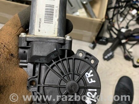 ФОТО Мотор стеклоподъемника передний правый для KIA Sportage SL (10-16) Київ