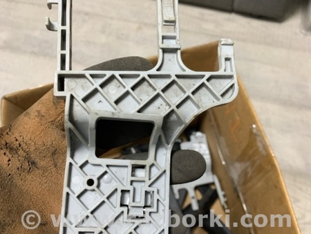 ФОТО Накладка на дверь передняя правая для KIA Sportage SL (10-16) Київ