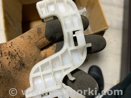 ФОТО Накладка на дверь передняя правая для KIA Sportage SL (10-16) Київ