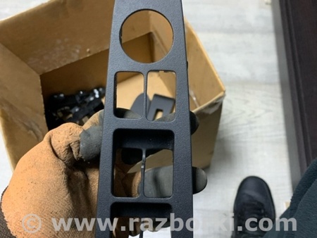 ФОТО Накладка на дверь передняя правая для KIA Sportage SL (10-16) Київ