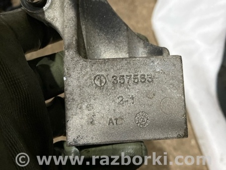 ФОТО Кронштейн для Volvo XC90 II SPA (2015-) Київ