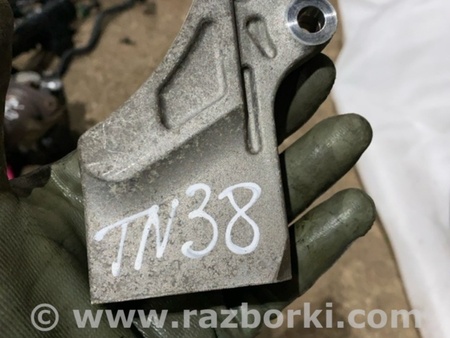 ФОТО Кронштейн для Volvo XC90 II SPA (2015-) Київ