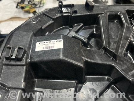 ФОТО пластик двери для Volvo XC90 II SPA (2015-) Київ