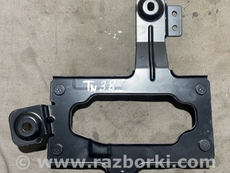 ФОТО Кронштейн для Volvo XC90 II SPA (2015-) Київ