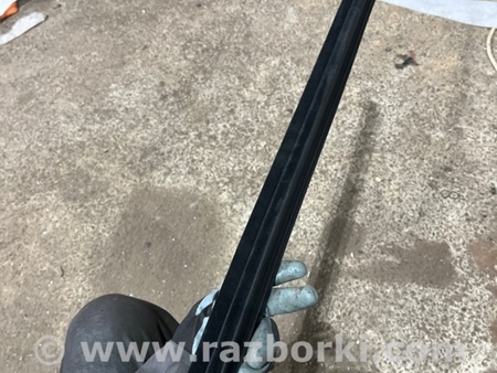 ФОТО Уплотнитель стекла двери для Volvo XC90 II SPA (2015-) Київ