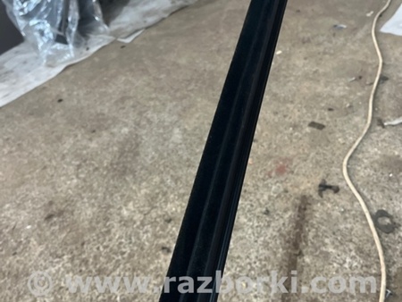 ФОТО Уплотнитель стекла двери для Volvo XC90 II SPA (2015-) Київ