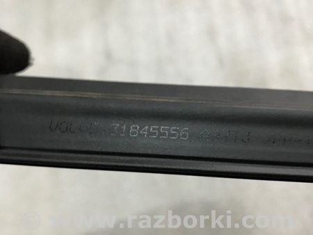ФОТО Уплотнитель стекла двери для Volvo XC90 II SPA (2015-) Київ