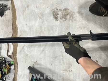 ФОТО Уплотнитель стекла двери для Volvo XC90 II SPA (2015-) Київ