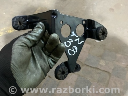 ФОТО Кронштейн для Volvo XC90 II SPA (2015-) Київ