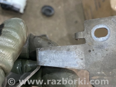 ФОТО Кронштейн для Volvo XC90 II SPA (2015-) Київ